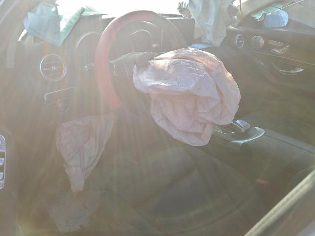 Mercedes-Benz C-Class 300 Image 2