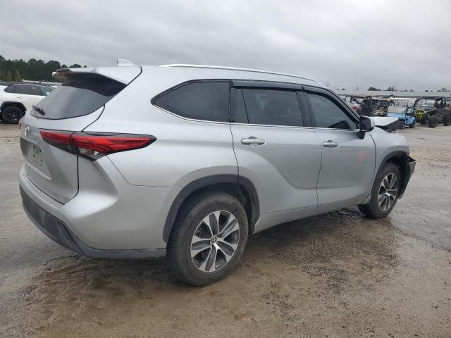 Toyota Highlander Xle Image 2