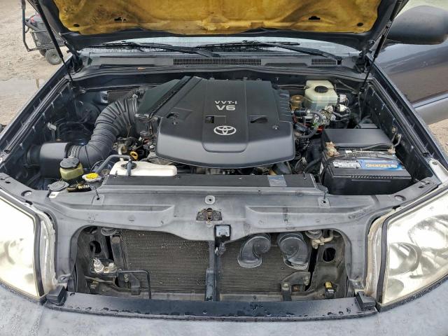 Toyota 4Runner Sr5 Image 10