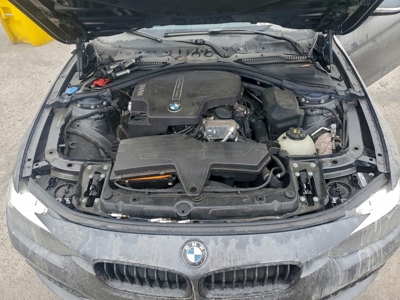 BMW 3 Series I Image 10