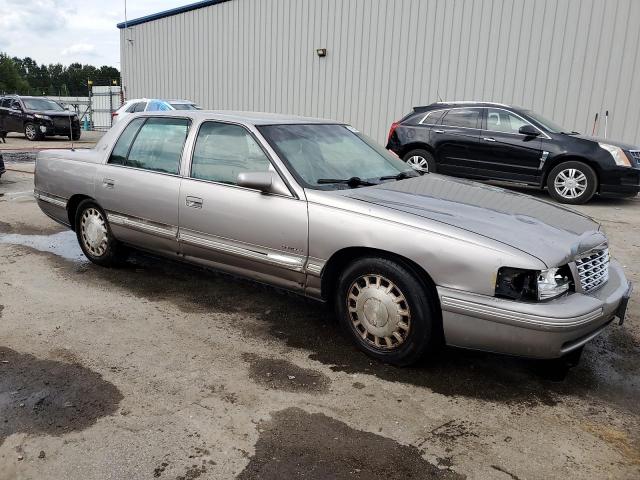 Cadillac DeVille Image 8