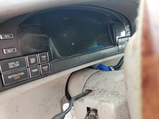 Cadillac DeVille Image 2