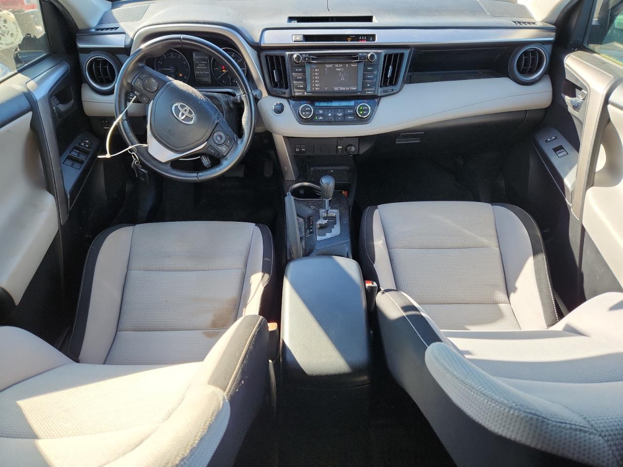 Toyota RAV4 Adventure Image 11