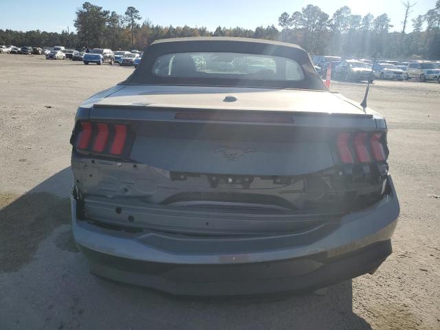 Ford Mustang Image 10