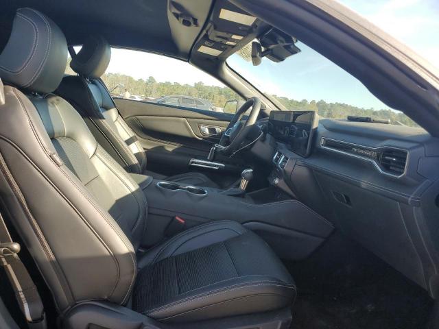 Ford Mustang Image 7