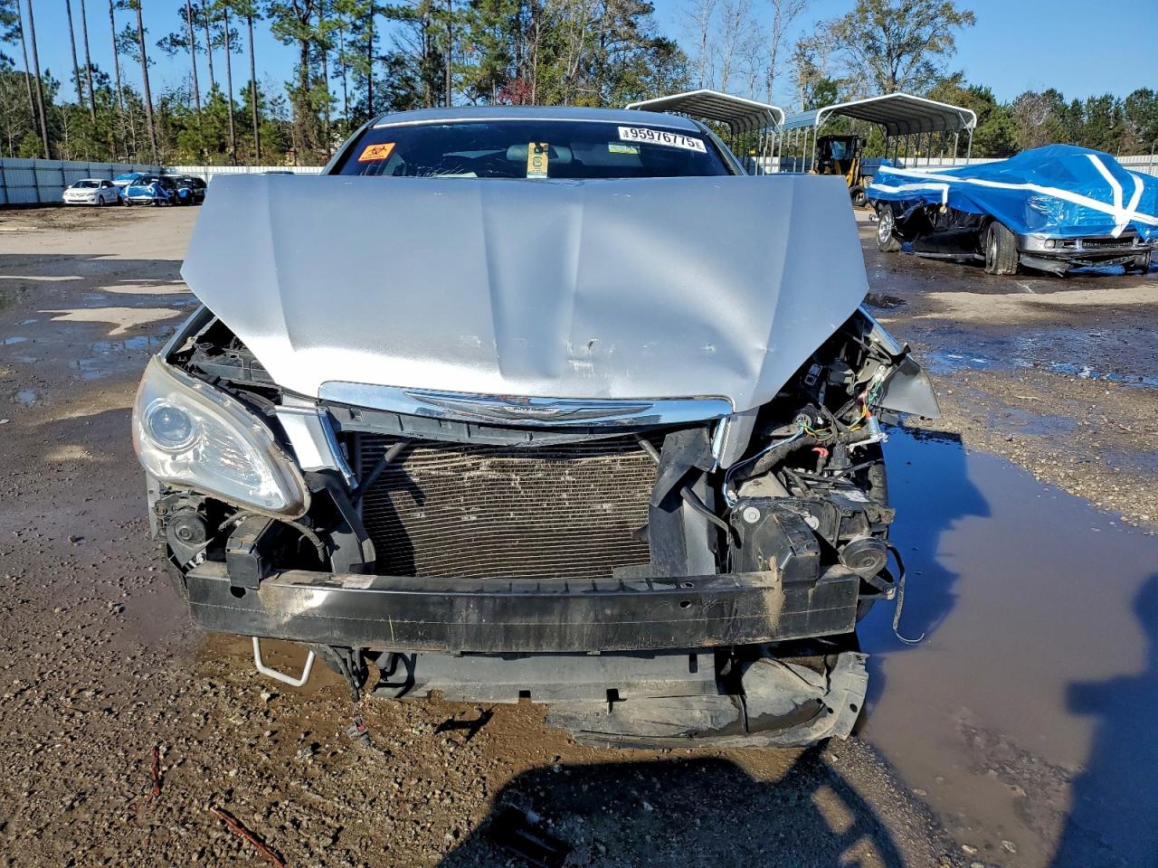 Chrysler 200 Lx Image 4