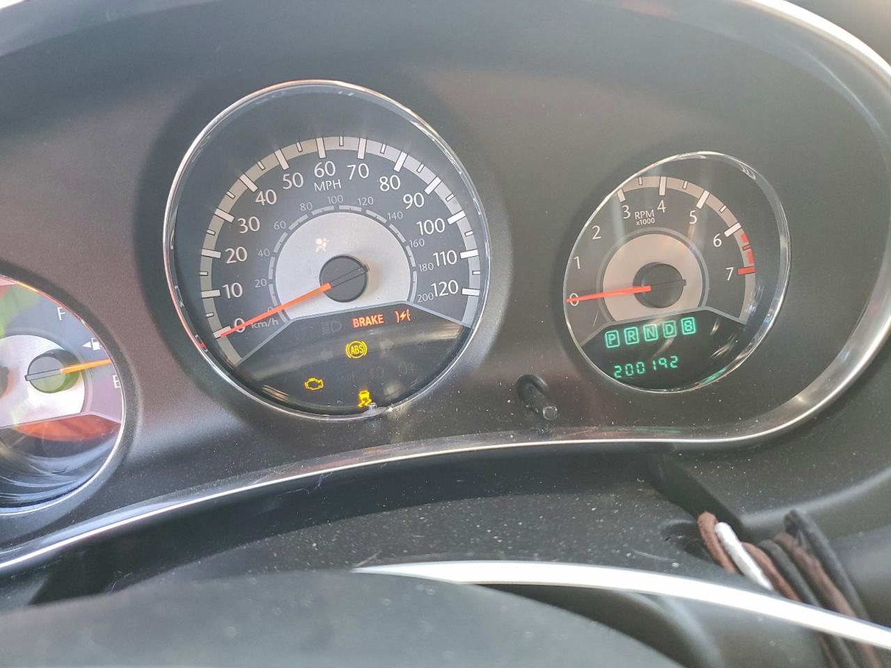 Chrysler 200 Lx Image 9