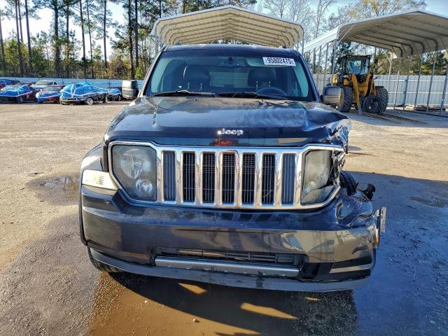 Jeep Liberty Jet Image 6