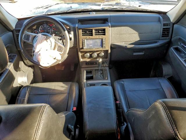 Jeep Liberty Jet Image 3