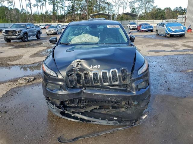 Jeep Grand Cherokee Sport Image 12