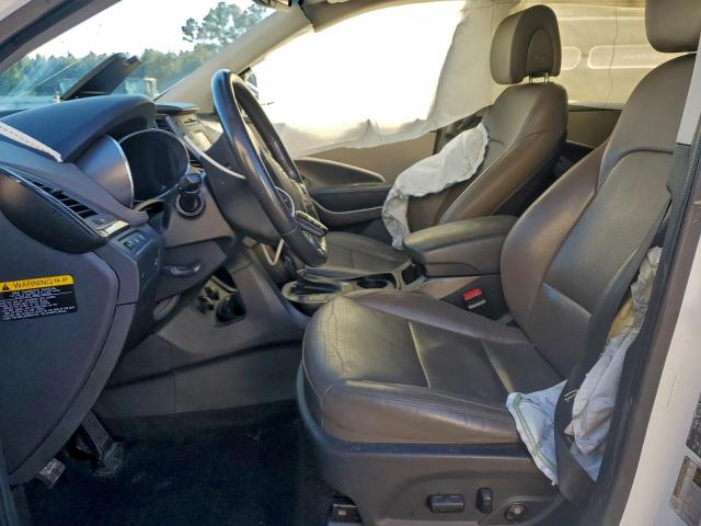 Hyundai SANTA FE Image 4