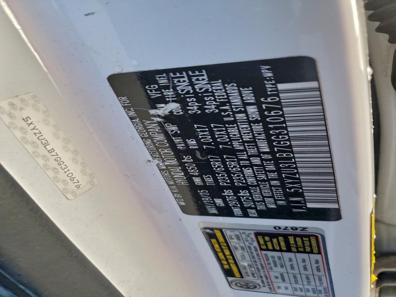 Hyundai SANTA FE Image 12