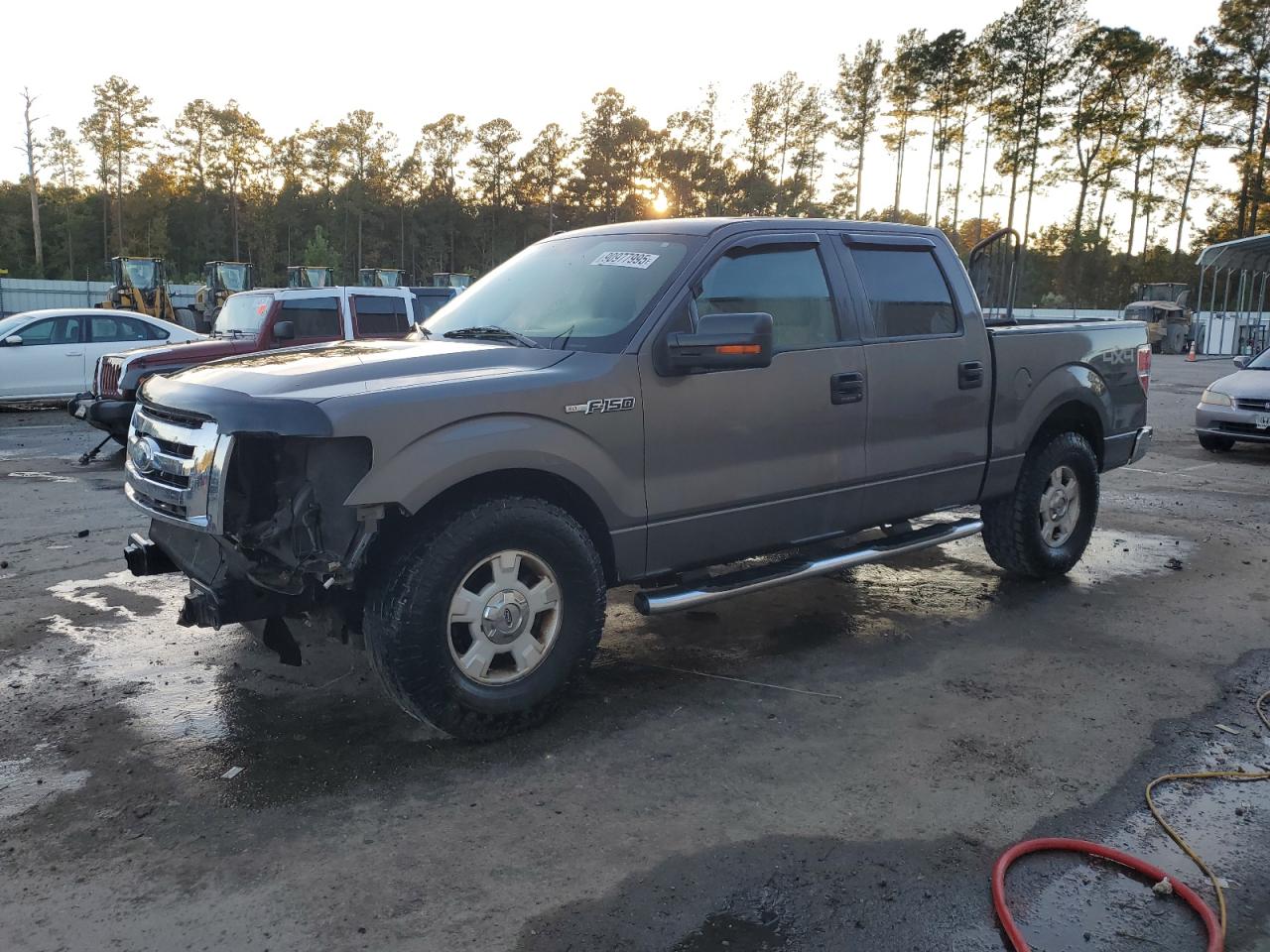 Ford F-150 Supercrew Image 1