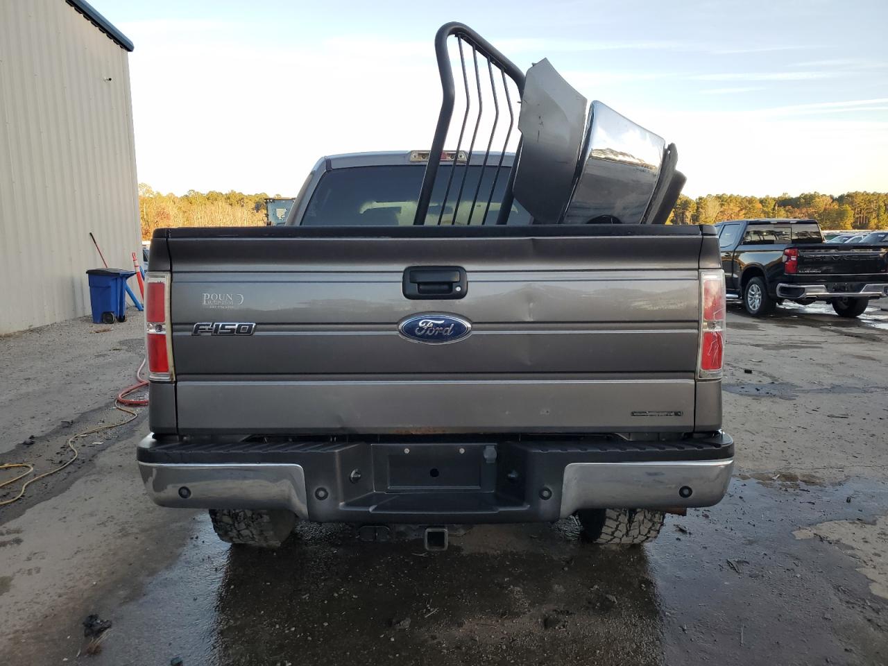 Ford F-150 Supercrew Image 6
