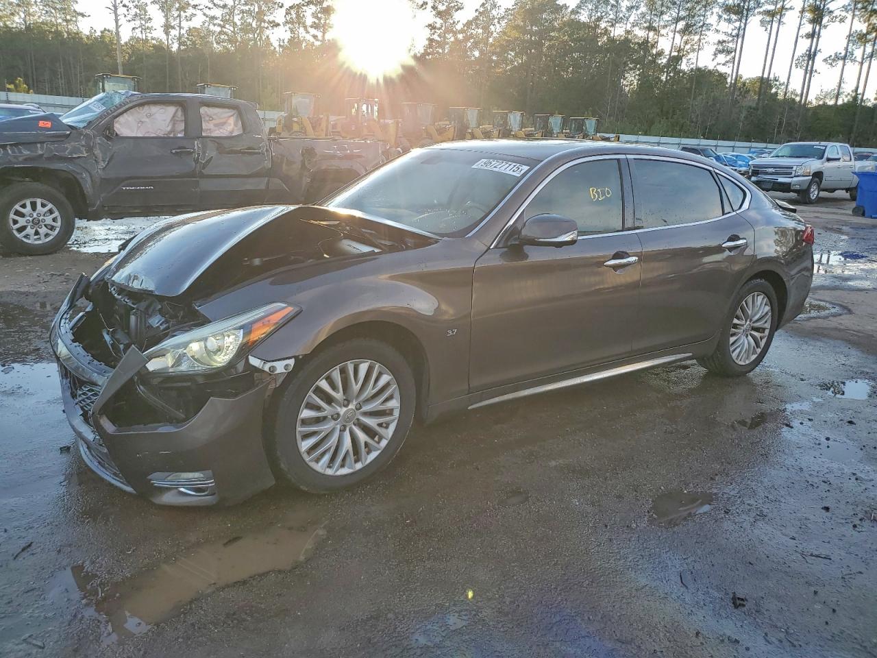 INFINITI Q70 3.7 Image 1