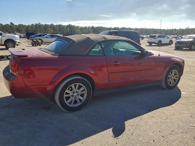 Ford Mustang Image 4