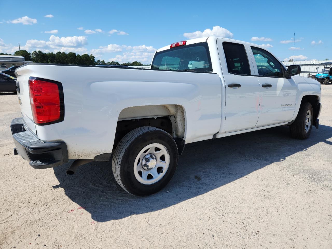 Chevrolet Silverado C1500 Image 4