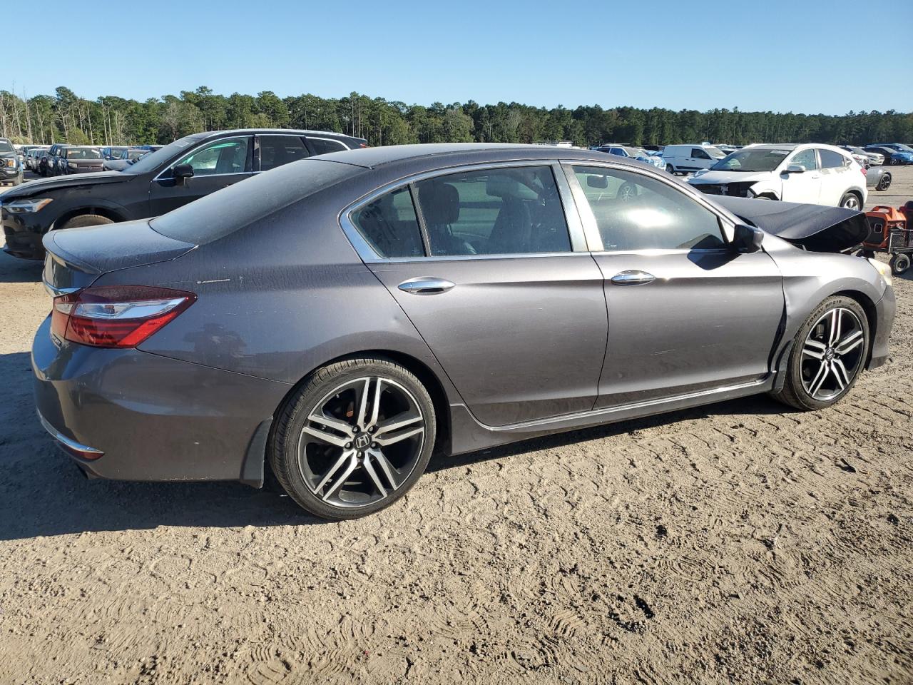 Honda Accord Sport Special Edition Image 11