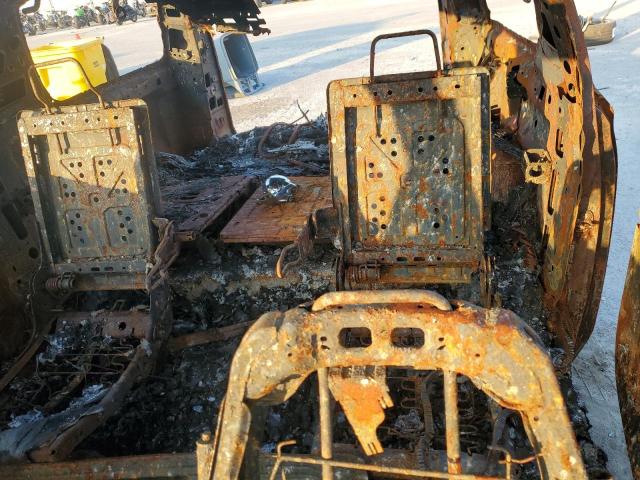 GMC Yukon C1500 Slt Image 12