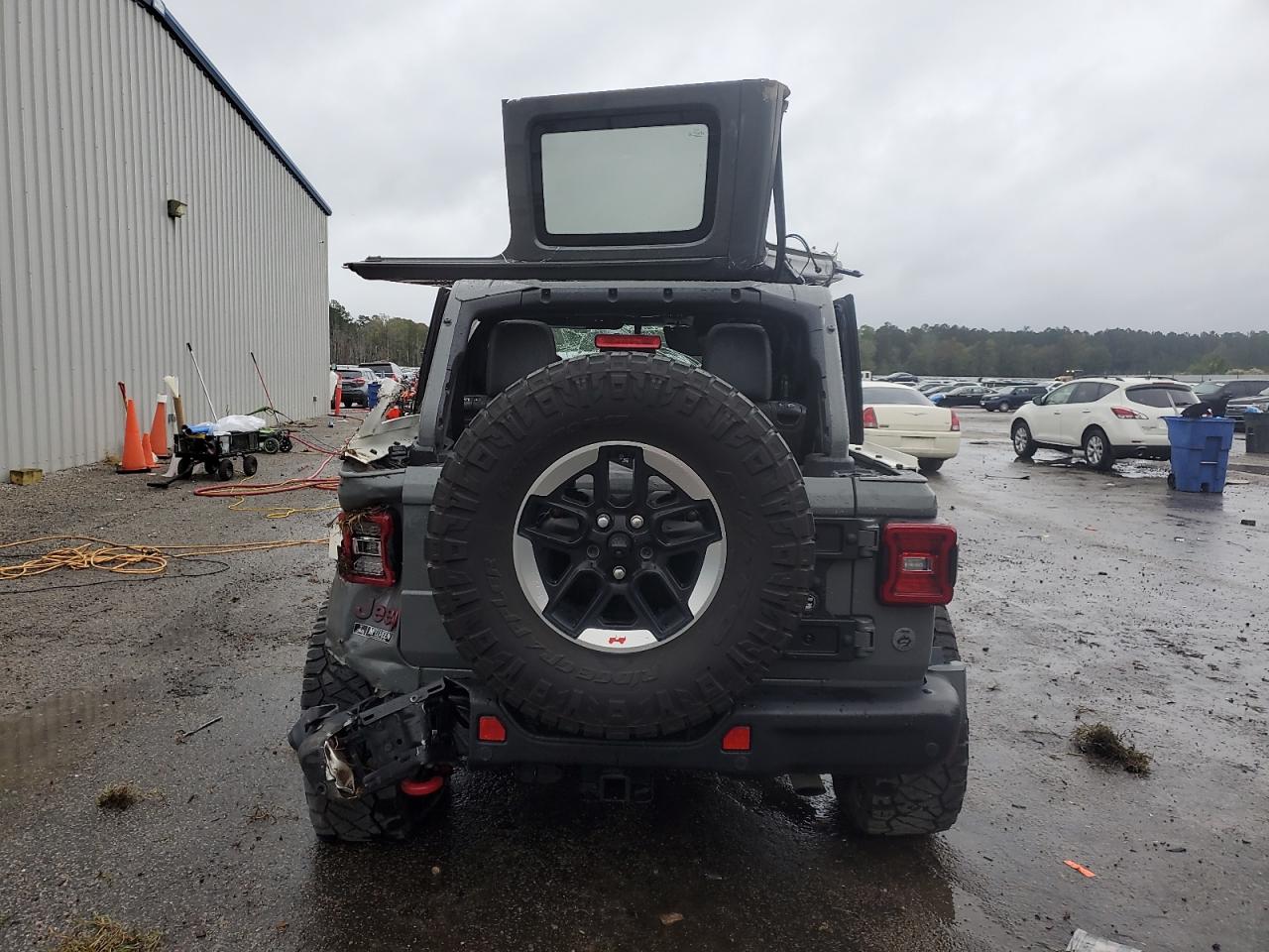 Jeep Wrangler Rubicon Image 5