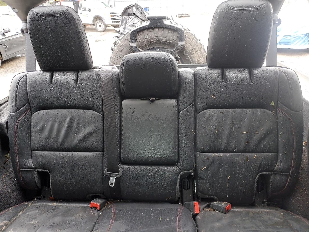 Jeep Wrangler Rubicon Image 13