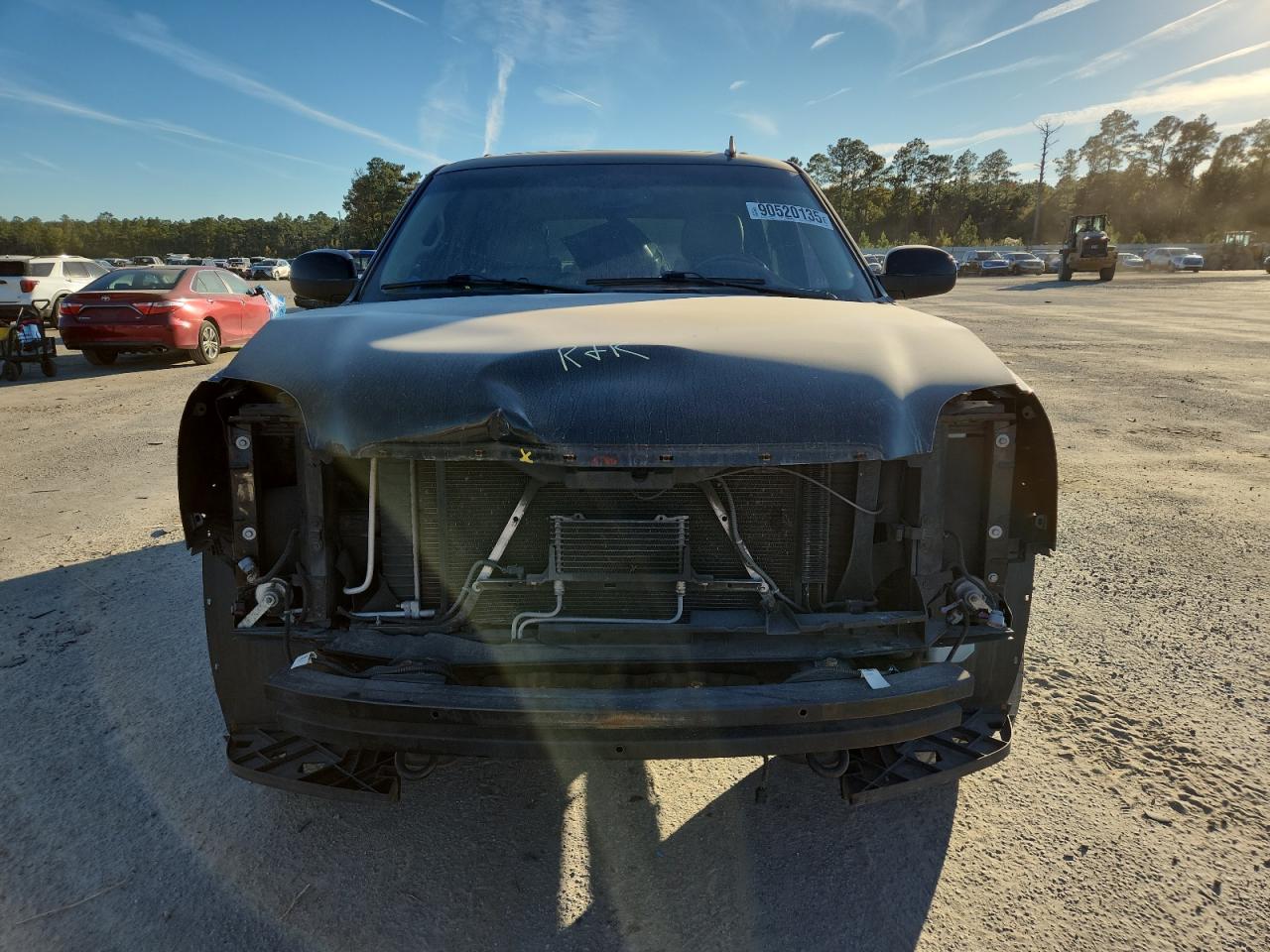 GMC Yukon Denali Image 3