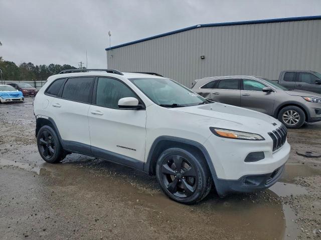 Jeep Grand Cherokee Latitude Image 8