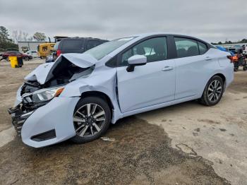  Salvage Nissan Versa