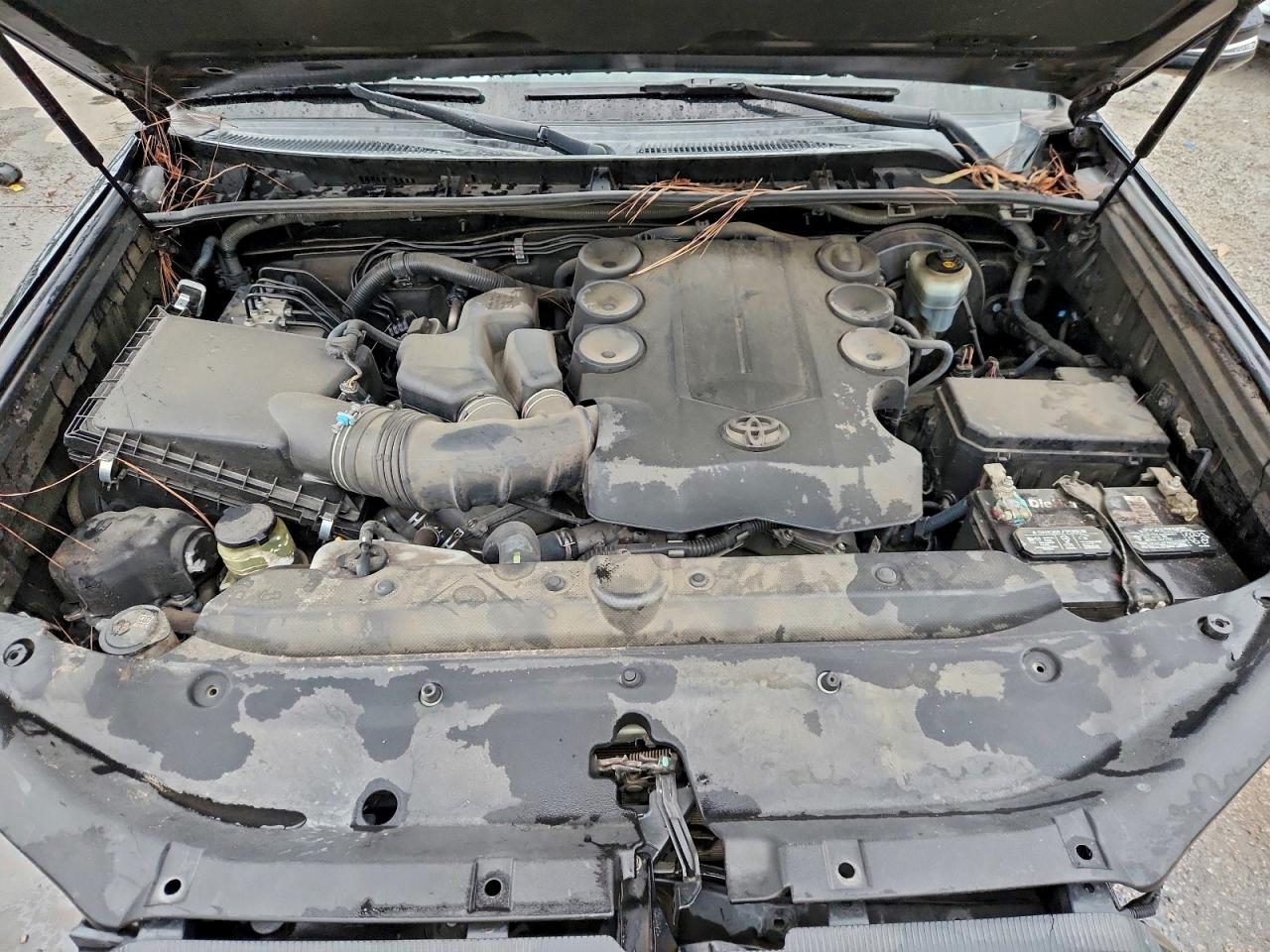 Toyota 4Runner Sr5 Image 2