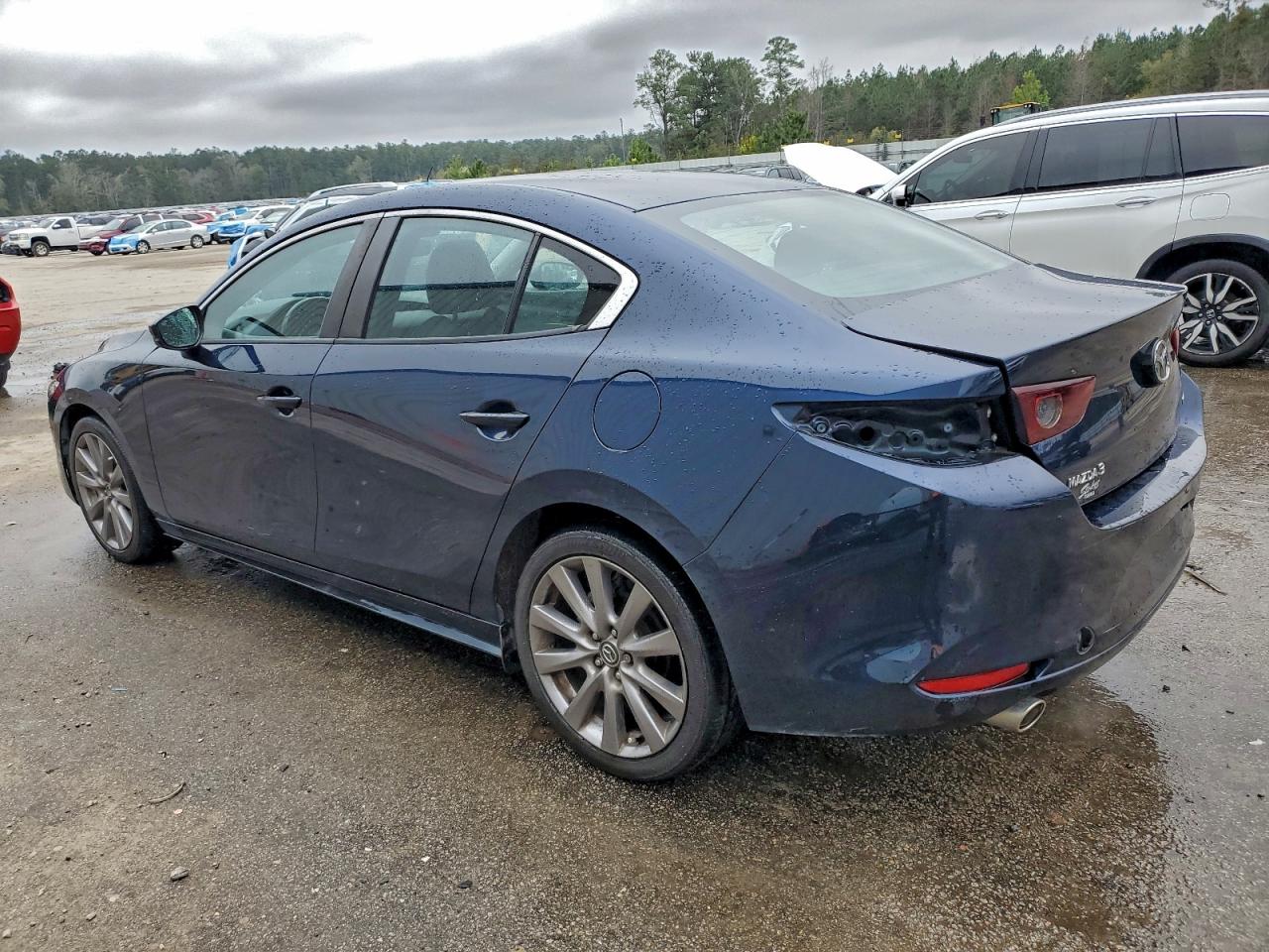 Mazda 3 Preferred Image 4
