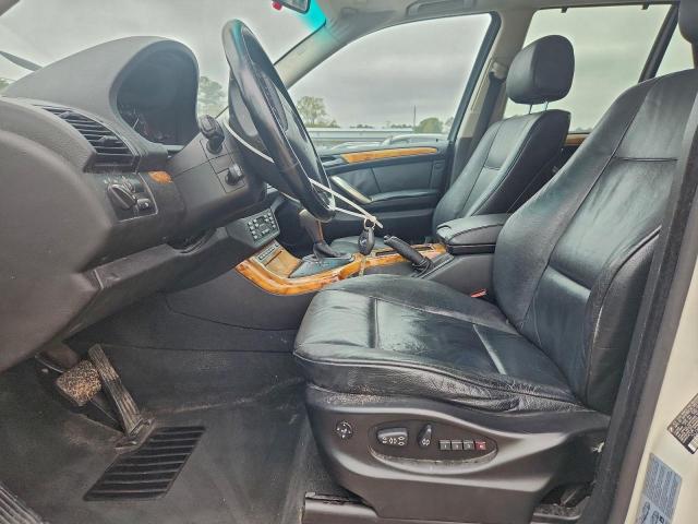 BMW X Series 3.0i Image 5