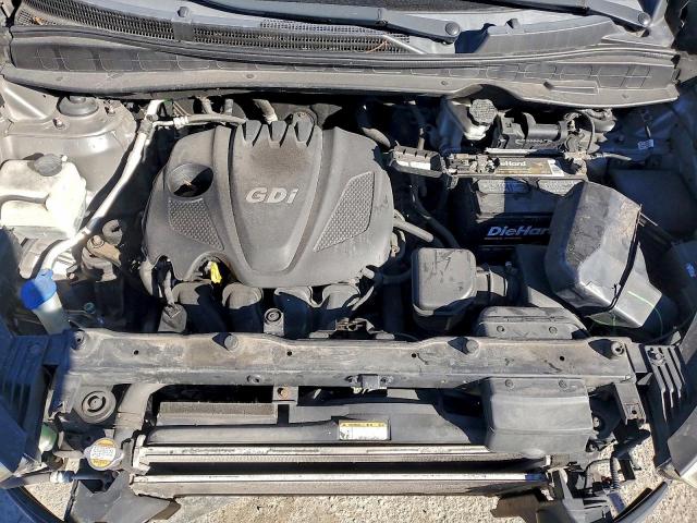 Hyundai TUCSON Gls Image 12