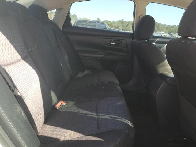 Nissan Altima 2.5 Image 8