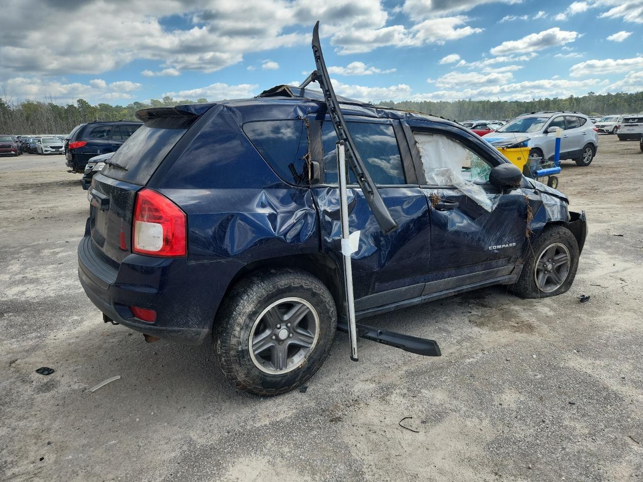 Jeep Compass Sport Image 2