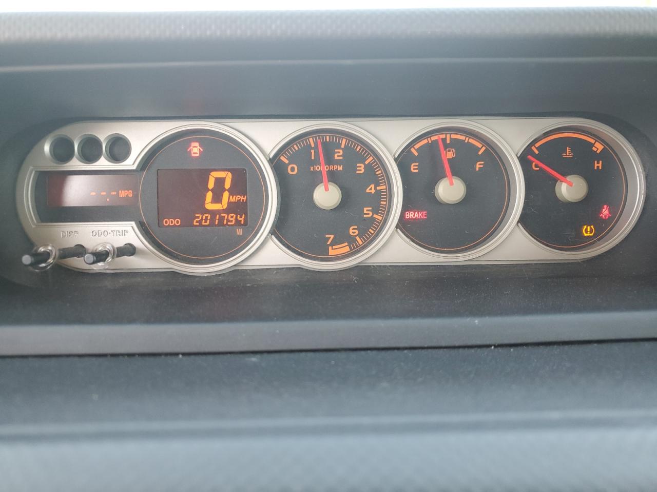 Toyota Scion Xb Image 3