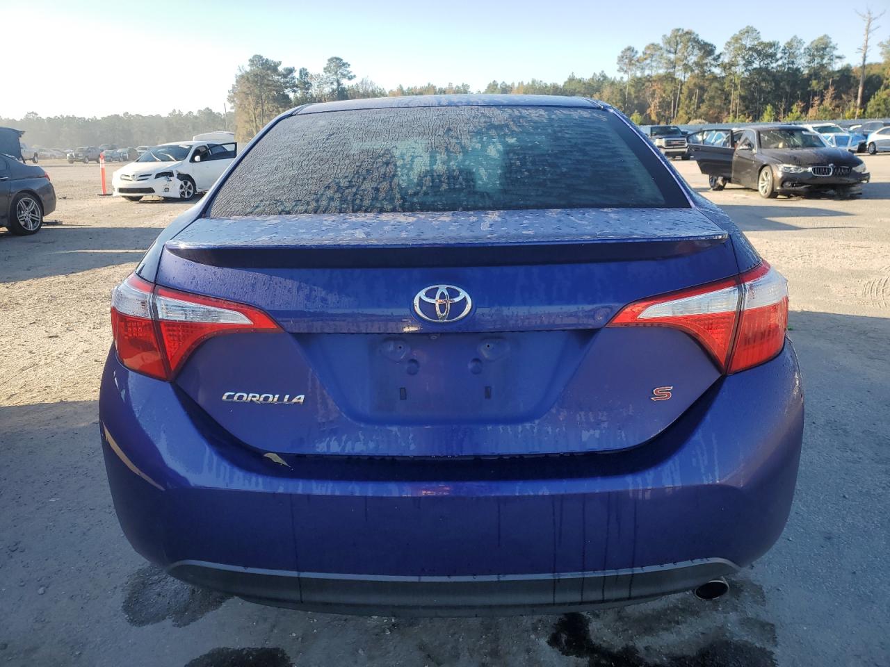 Toyota Corolla L Image 6