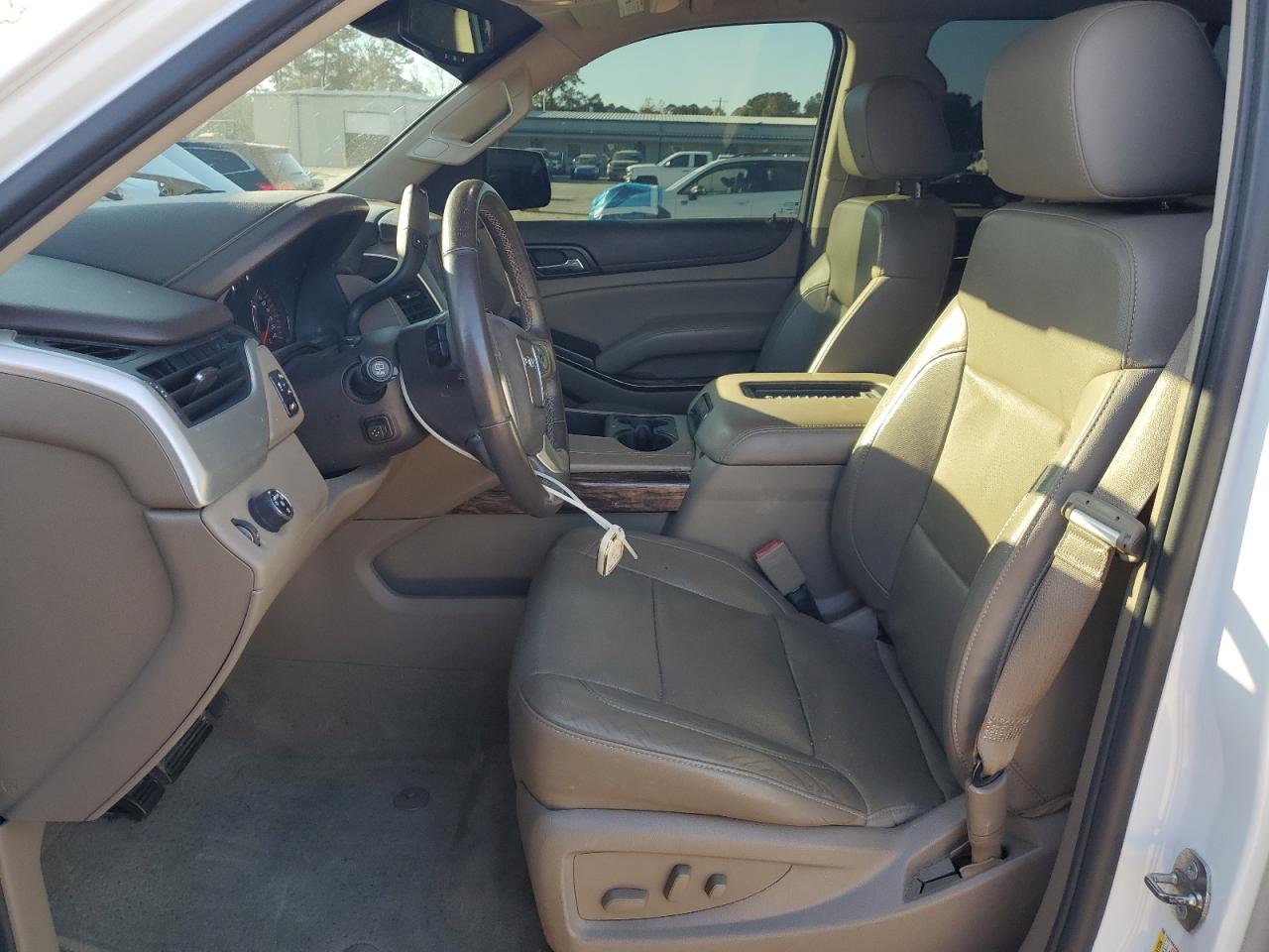 GMC Yukon Slt Image 2