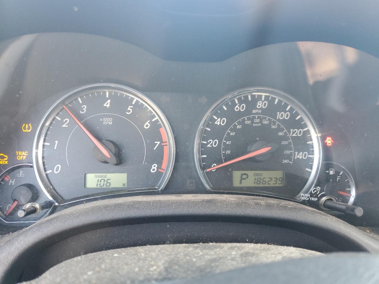 Toyota Corolla Base Image 10