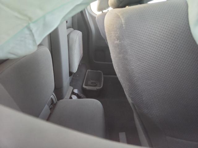 Nissan Frontier S Image 9