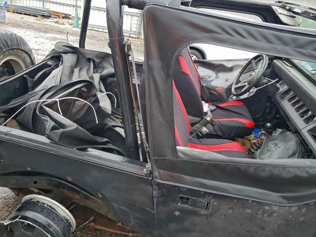 Jeep Wrangler S Image 11