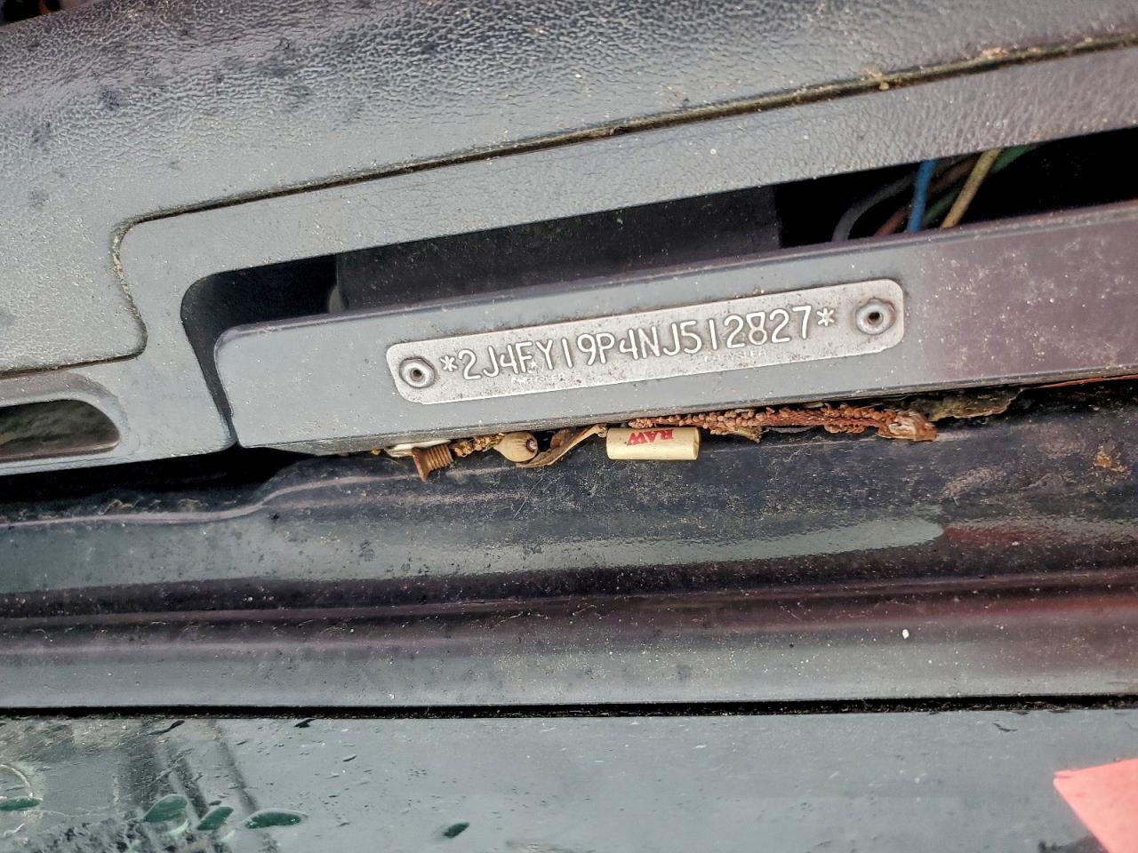 Jeep Wrangler S Image 12