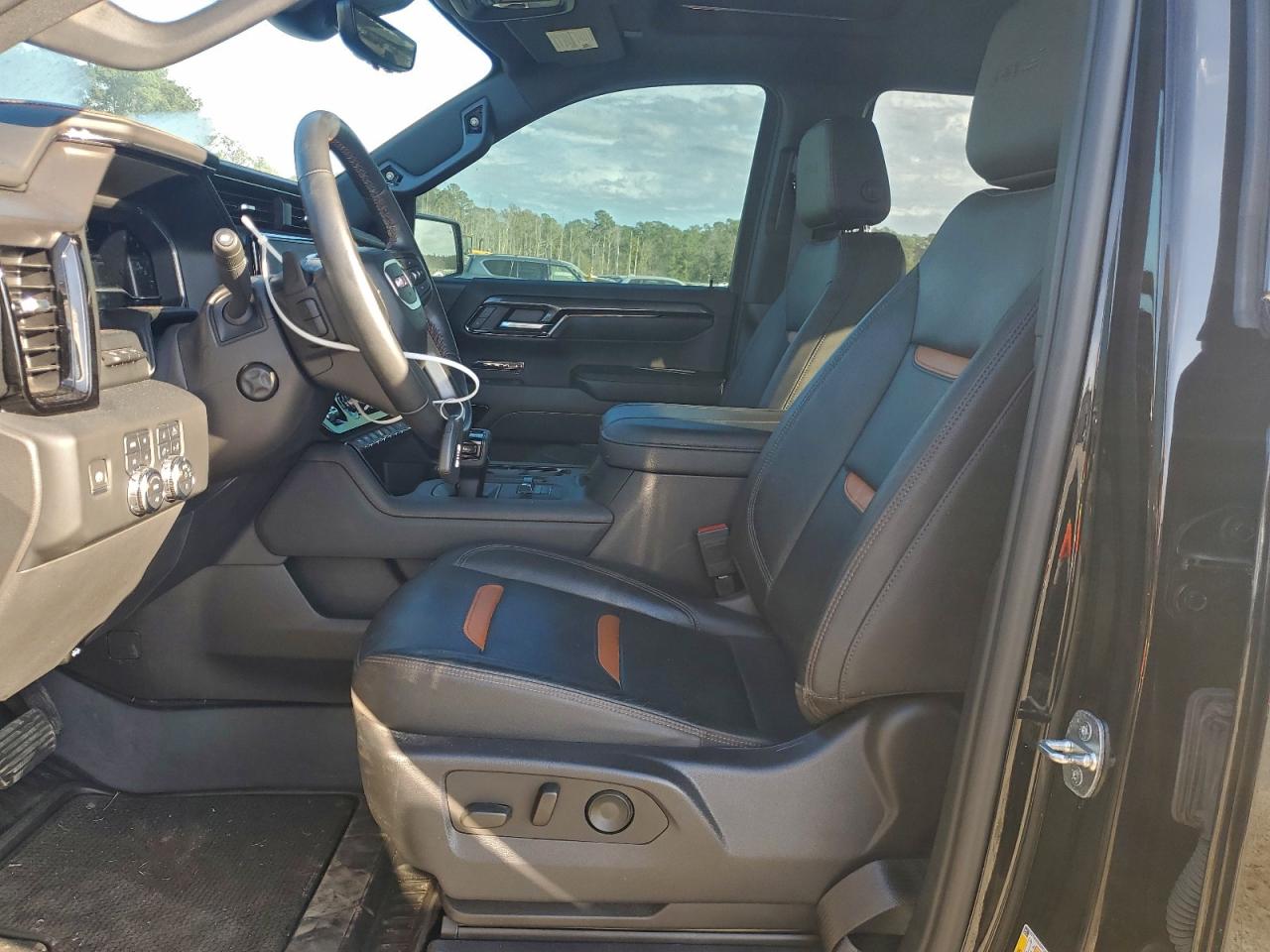 GMC Sierra K1500 At4 Image 10