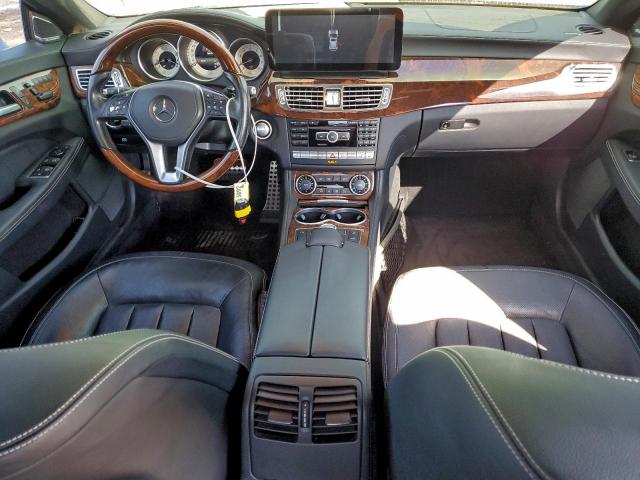 Mercedes-Benz Cls-class 550 4matic Image 11