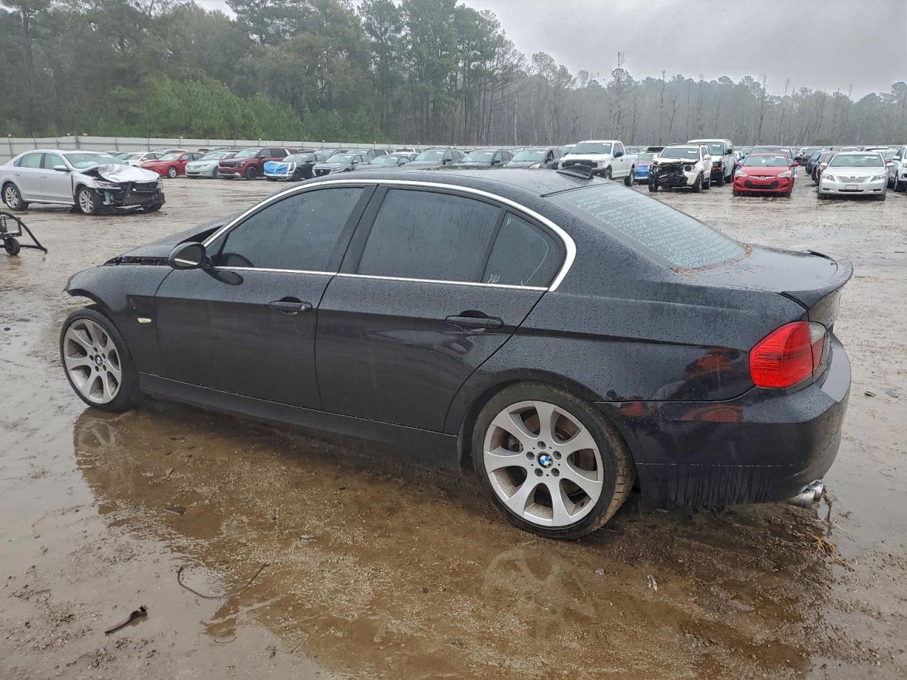 BMW 3 Series I Image 12