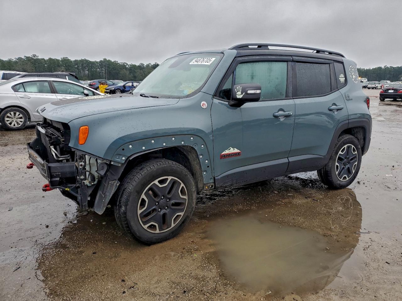 Jeep Renegade Trailhawk Image 1