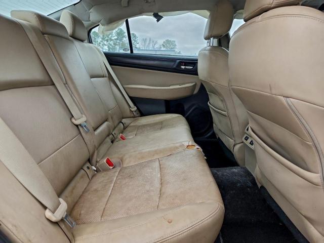 Subaru Legacy 2.5i Limited Image 3