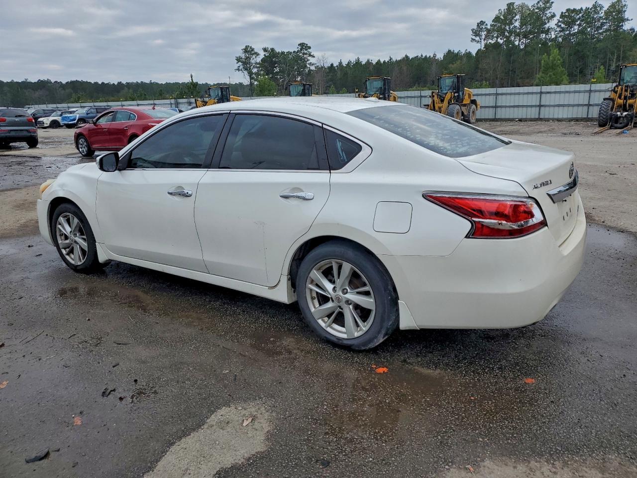 Nissan Altima 2.5 Image 2