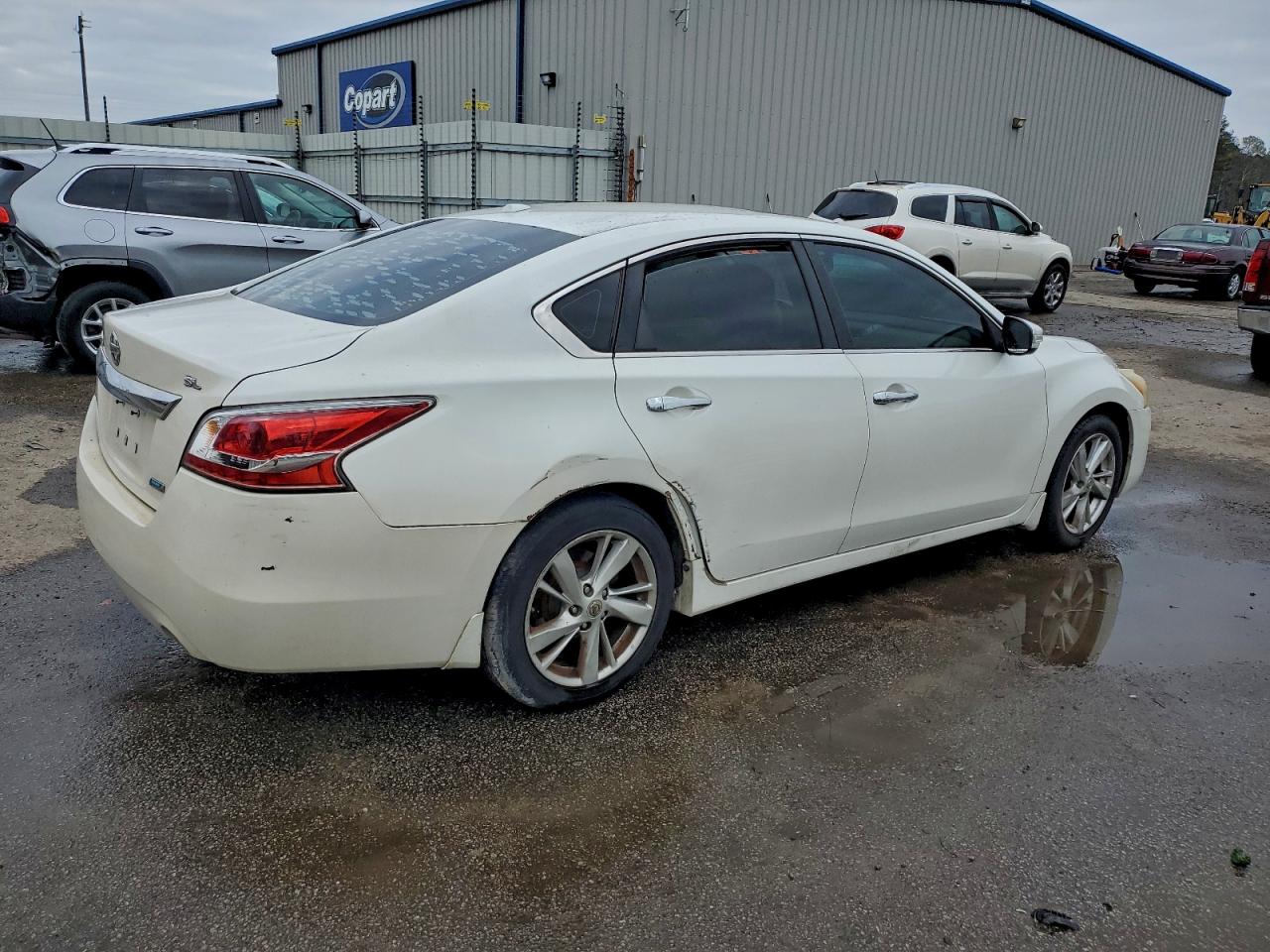 Nissan Altima 2.5 Image 9