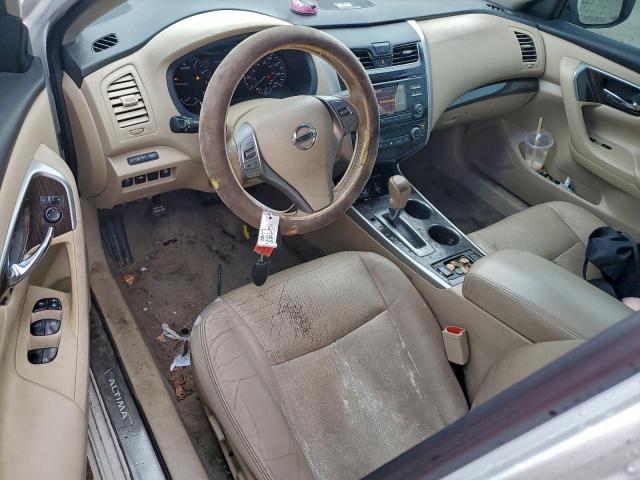 Nissan Altima 2.5 Image 5