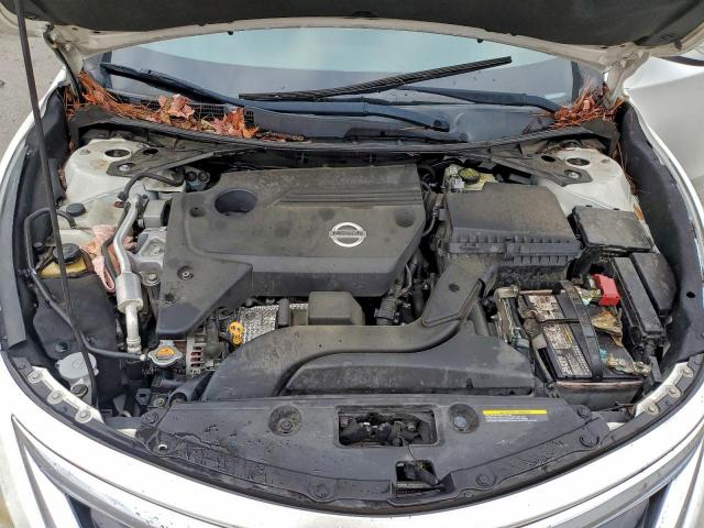 Nissan Altima 2.5 Image 12